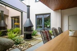 "Elegante Villa mit weitläufigem Garten in begehrter Lage von Limburgerhof" – Die vollständige Adresse der Immobilie erhältst du vom Anbieter., 67117 Limburgerhof – Vorschaubild 22