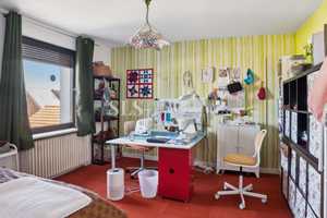 Charmantes Haus in hervorragender Lage mit Gartenidylle und zwei vermieteten Einheiten im DG – Ennepe-Ruhr-Kreis – Vorschaubild 11