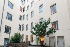 2-Zimmer-Wohnung mit großem Potenzial in zentraler Wedding-Lage