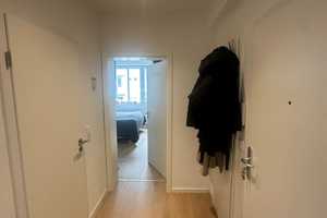 Stilvolle 2-Zimmer-Wohnung mit Balkon und Vollmöblierung  – Lindenstraße 120, 40233 Düsseldorf – Vorschaubild 10