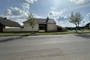Drei-Seithof mit Bodenplatte & Baugenehmigung f. freigeplanten Bungalow – Teltow-Fläming (Kreis) – Vorschaubild 3