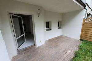 // Ab 01.10.2026 - Schleußig - Parkett - EBK - Terrasse //