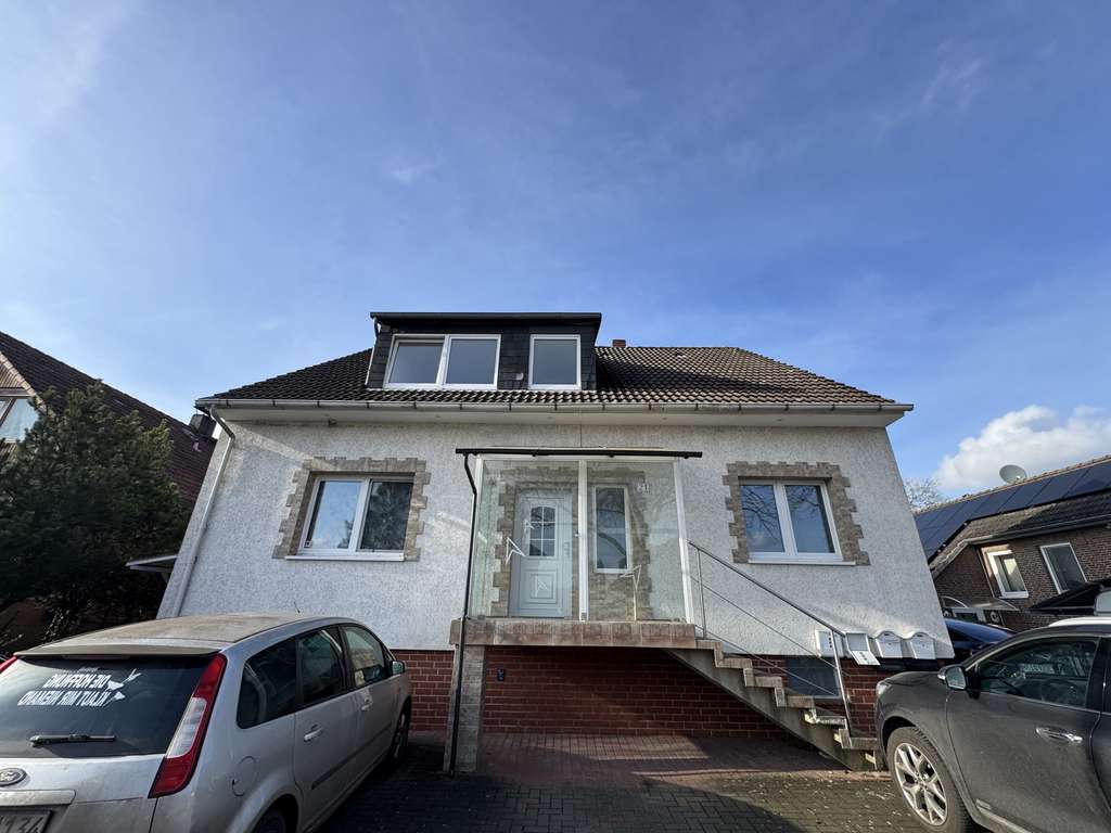 Ihr neues IMMOBILIEN QUARTIER: Attraktives Mehrfamilienhaus mit guter Rendite in Neustadt OT