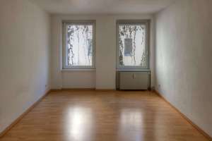Altbaucharme in begehrter Lage – 2-Zimmer-Wohnung mit individuellem Gestaltungspotenzial – 10405 Prenzlauer Berg, Berlin – Vorschaubild 3