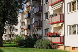 Charmante Wohnung mit Loggia // 2.OG links – Dahlienweg 9, 38446 Hellwinkel, Wolfsburg – Vorschaubild 2