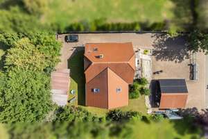 Energieeffizientes Einfamilienhaus (Bestand: Massiv Blockhaus Neubau: Holzständer) zu verkaufen – Die vollständige Adresse der Immobilie erhältst du vom Anbieter., 87727 Babenhausen – Vorschaubild 2