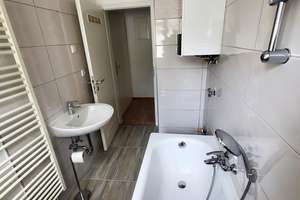 Renovierte 2-Zimmer-Wohnung in Augsburg-Lechhausen – Ernst-Moritz-Arndt-Straße 23-25, 86167 Lechhausen-West, Augsburg – Vorschaubild 3