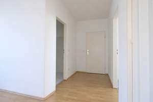 Wohnen oder investieren: Durchdachte 3-Zimmer-Wohnung mit Balkon und Tiefgarage – Die vollständige Adresse der Immobilie erhältst du vom Anbieter., 47198 Hochheide, Duisburg – Vorschaubild 10