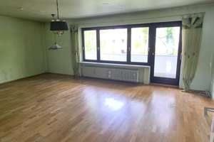 Großzügige 3-Zimmer-Wohnung mit zwei Balkonen in ruhiger Lage von München-Moosach – Caubstraße 17, 80993 Alt-Moosach, München – Vorschaubild 2