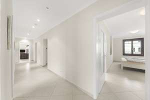 REPRÄSENTATIVE 5-ZIMMER-WOHNUNG IN MITTE
IM MEDITERRANEN FLAIR
MIT ALLEM, WAS DAZU GEHÖRT – Die vollständige Adresse der Immobilie erhältst du vom Anbieter., 10179 Mitte (Ortsteil), Berlin – Vorschaubild 16