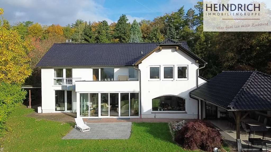 Immobilie in Schauenburg - Sie wollten schon immer ein eigenes Anwesen? In unverbaubarer Panoramalage am Naturschutzgebiet. - Bild 0