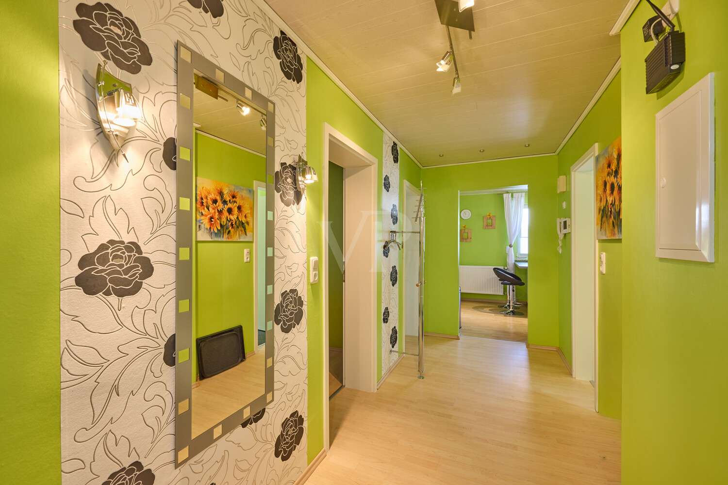 Immobilie in Lützelbach - Modernisiertes Mehrfamilienhaus: Großzügiges Wohnerlebnis - Bild 15