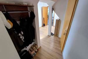 Gepflegte DG-Wohnung mit Ausblick,EBK-Übernahme,Toplage Feuerbach-Zentrum,ÖPNV perfekt,TLB m. Dusche – Rendlenstraße 12, 70469 Feuerbacher Tal, Stuttgart – Vorschaubild 9