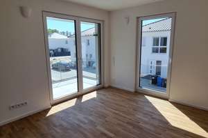 2-Zi-Wohnung Havelmarina: Hell, Balkon & am Wasser – Pembabogen 13, 13587 Hakenfelde, Berlin – Vorschaubild 6