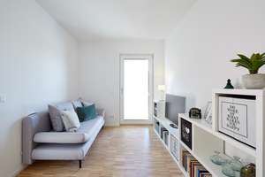 Ihr neues Familienzuhause: Helle 5-Zimmer-Wohnung mit Balkon – 13053 Alt-Hohenschönhausen, Berlin – Vorschaubild 10