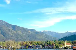Haus mit unverbaubarem Blick zum Tegernsee, Rottach und Wallberg direkt am Leeberg, Dach ausbaubar – Miesbach (Kreis) – Vorschaubild 27