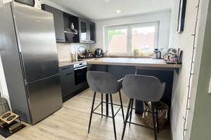 Neuwertig - Wohnung mit gehobener Ausstattung im DG - Lofteffekt - Balkon - Garage - Stellplatz – Baumgartenstraße 3, 90574 Roßtal – Vorschaubild 11