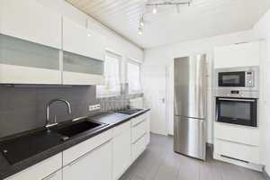 MODERNISIERTER BUNGALOW MIT SONNIGEM GARTEN – Bonn – Vorschaubild 9