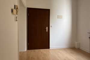 Charmante 3-Zimmer-Wohnung mit Balkon & Einbauküche im Herzen von Düsseldorf-Golzheim – Düsseldorf – Vorschaubild 7