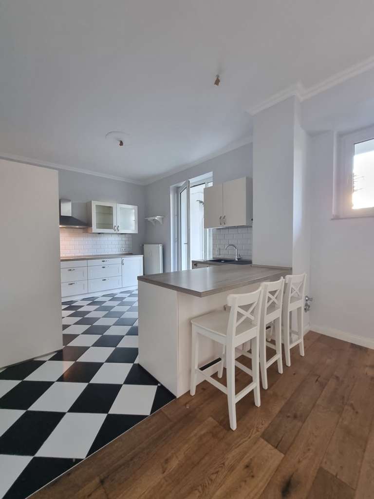 *****CHARMANTE & SANIERTE 4 ZIMMER WOHNUNG IN GEFRAGTER LAGE-AB SOFORT BEZUGSFREI! *****