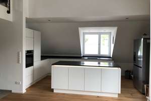 Moderne, verkehrsgünstige & großzügige 3,5-Zimmer Maisonette Wohnung mit Blick auf den Wiesengrund 