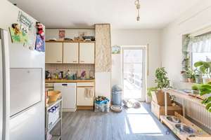 Zentrales Einfamilienhaus mit großem Grundstück und Scheune – Die vollständige Adresse der Immobilie erhältst du vom Anbieter., 55262 Heidesheim am Rhein – Vorschaubild 8