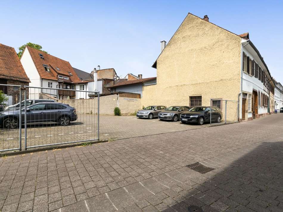 Parkplatz Kelterstr. 19