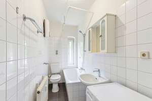 Helle 2-Zimmer-Wohnung mit großzügigem Grundriss & Gestaltungspotenzial – Die vollständige Adresse der Immobilie erhältst du vom Anbieter., 10553 Moabit, Berlin – Vorschaubild 10