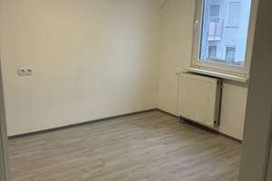 Haus mit 98 m² Wohnfläche in Freiberg am Neckar – Obere Dorfstraße 3, 71691 Freiberg am Neckar – Vorschaubild 2