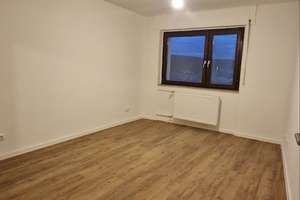 Neu sanierte 2-Zimmer-Wohnung mit Balkon in zentraler Innenstadtlage von Pforzheim