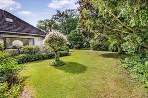 Bremen-Oberneuland: großzügiges freist. Einfamilienhaus mit 5 Zimmern, großem Grundstück und Garage – Die vollständige Adresse der Immobilie erhältst du vom Anbieter., 28355 Oberneuland, Bremen – Vorschaubild 5