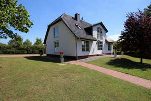 Haus am See, 3-Familien-Landhaus mit neuem Bootssteg, Luftwärmepumpe&Photovoltaig, 5 Sterne Objekt – Die vollständige Adresse der Immobilie erhältst du vom Anbieter., 17291 Nordwestuckermark – Vorschaubild 1