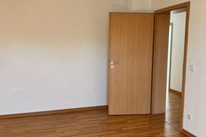 Großzügige 3-Zimmer-Wohnung mit Ausblick in zentraler Lage zu vermieten – Zieschestr. 25, 9111 Zentrum, Chemnitz – Vorschaubild 21