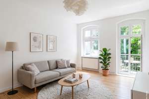 Stilvolle Altbauwohnung mit Loggia und sonnigem Balkon zum ruhigen Innenhof – Die vollständige Adresse der Immobilie erhältst du vom Anbieter., 10439 Pankow (Ortsteil), Berlin – Vorschaubild 1