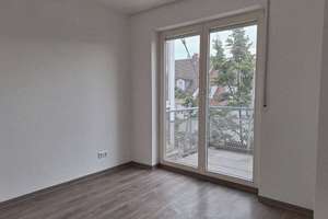 Kompakt, zentral, vermietungsstark: leerstehende Citywohnung mit Stellplatz und Balkon – Die vollständige Adresse der Immobilie erhältst du vom Anbieter., 76133 Innenstadt-West, Karlsruhe – Vorschaubild 4