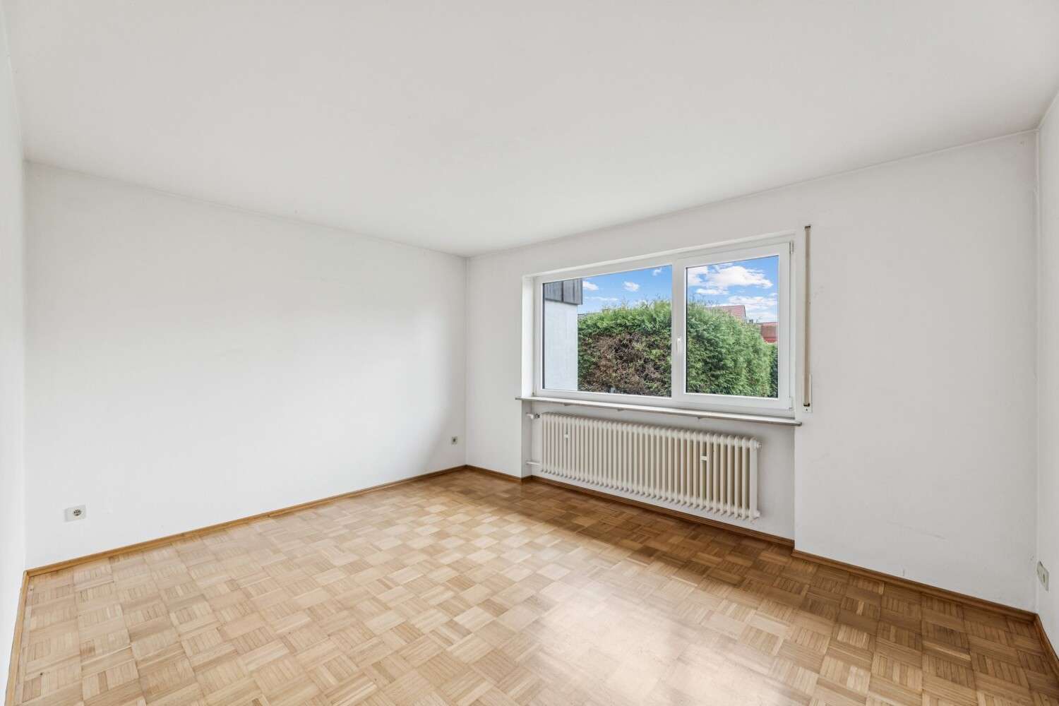 Immobilie in Creußen - Zweifamilienhaus in beliebter Wohnlage in Creußen - Bild 10