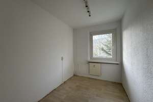 Wohnung an ruhiger Seitenstraße mit Süd-Westbalkon – Parsteiner Ring 13, 12679 Marzahn, Berlin – Vorschaubild 7
