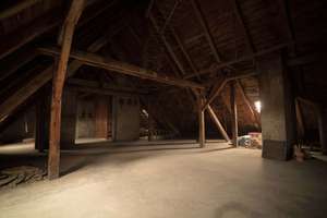 Herrschaftlicher Dachrohling in historischem Münchner Altbau – Die vollständige Adresse der Immobilie erhältst du vom Anbieter., 81541 Obergiesing, München – Vorschaubild 2
