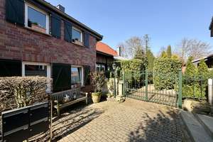 M'GLADBACH-VENN -IMMOBILIE MIT WOW-FAKTOR - TOLLES 1 BIS 2-FAMILIENHAUS NEBST GARTENOASE & PARKPLATZ – Die vollständige Adresse der Immobilie erhältst du vom Anbieter., 41068 Venn, Mönchengladbach – Vorschaubild 3
