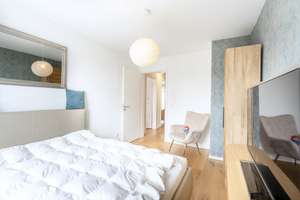 Modernes Familienhaus mit Dachterrasse, Sauna und Südwestgarten in Wiesbaden-Nordenstadt – Die vollständige Adresse der Immobilie erhältst du vom Anbieter., 65205 Nordenstadt, Wiesbaden – Vorschaubild 10