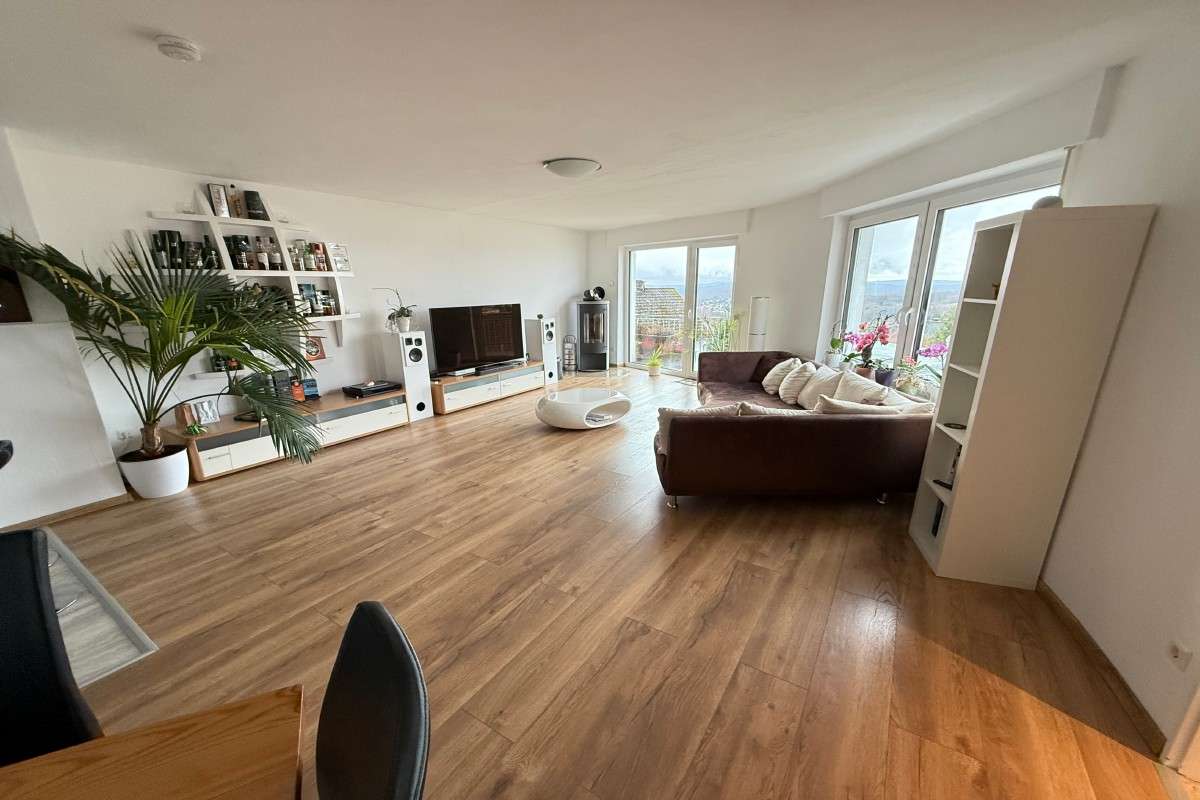 Immobilie in Glashütten - Glashütten: Einzigartiges Architektenhaus am Sonnenhang mit beeindruckendem Fernblick. - Bild 6