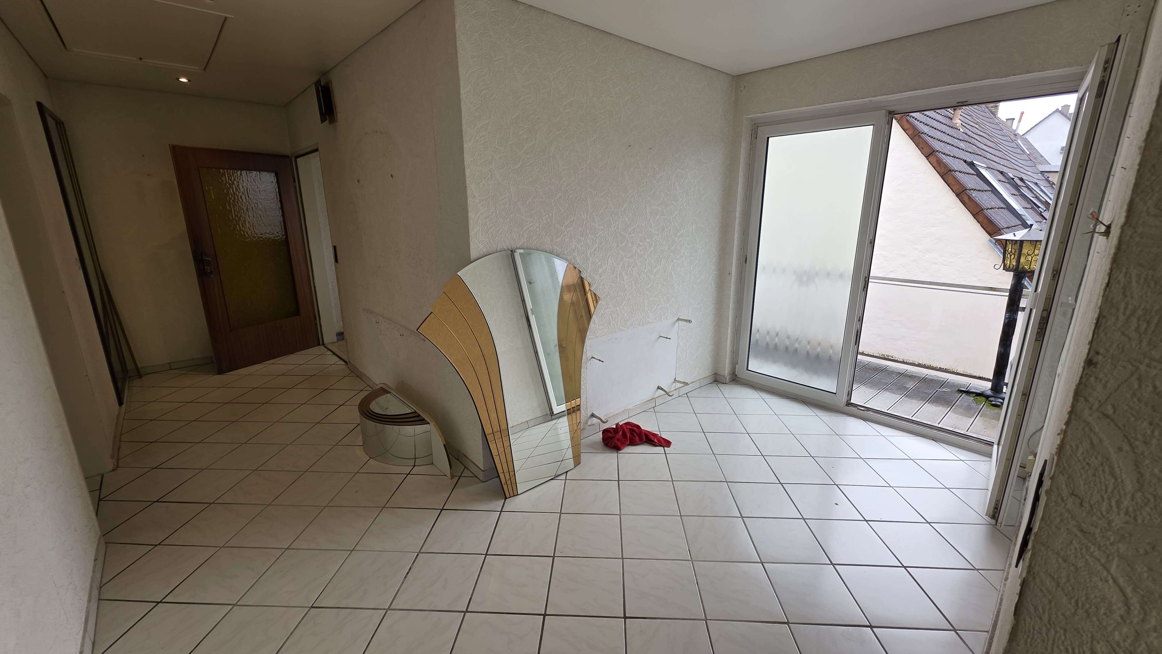 Immobilie in Philippsburg - 1-2 Familienhaus mit gutem Raumangebot und großen Garagentrakt der ideal für Hobbyhandwerker ist - Bild 56