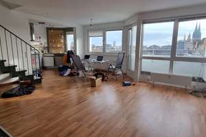 Schöne 3 Zimmer-Maisonettewohnung in Köln Rheinnähe 102,69 qm