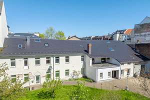 Einzigartig wohnen. Vielseitig nutzen. Historisches Wohn- & Geschäftshaus mit Seltenheitswert – Die vollständige Adresse der Immobilie erhältst du vom Anbieter., 9130 Sonnenberg, Chemnitz – Vorschaubild 2