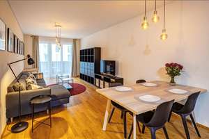 Möbliert: Moderne 3-Zimmer Wohnung mit Loggia und Balkon – Die vollständige Adresse der Immobilie erhältst du vom Anbieter., 80939 Obere Isarau, München – Vorschaubild 1