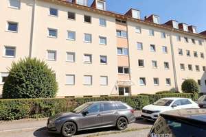 Ruhig gelegene Dreizimmerwohnung mit Balkon und Tiefgaragenstellplatz in München-Am Hart – 80937 Am Hart, München – Vorschaubild 11