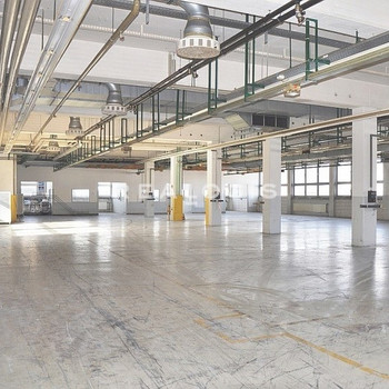 ca. 6.000 m² Hallenfläche | teilbar ab 3.500 m² zu vermieten