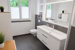 Hochwertige Villa mit möbliertem Gästehaus, optional voll möbliert, Berlin-Mahlsdorf,  von privat – Die vollständige Adresse der Immobilie erhältst du vom Anbieter., 12623 Mahlsdorf, Berlin – Vorschaubild 17