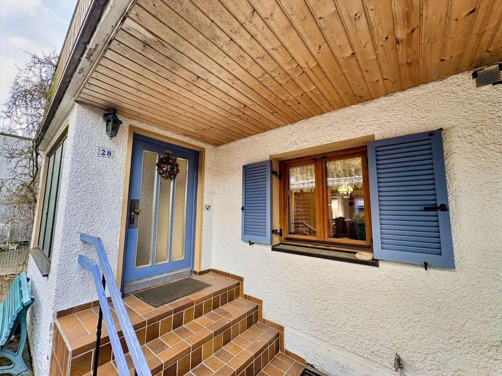 Immobilie in Wunsiedel - gepflegte Doppelhaushälfte - Bild 2