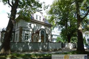 Wohnung in denkmalgeschützer Villa am Rosengarten